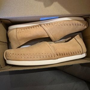 Tom’s Alparagata Honey leather shoes